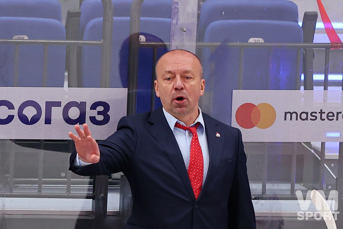 Андрей Скабелка: "Пропущенная на первых минутах встречи шайба разрушила наш план на игру"