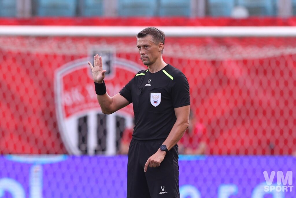 Василий Казарцев