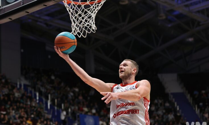 МБА-МАИ в третий раз в сезоне обыграл «Уралмаш» и вернулся на шестое место Андрей Зубков. ПБК МБА-МАИ