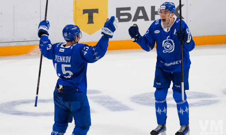 Московское «Динамо» взяло верх над «Шанхайскими драконами» и сохранило надежды на домашний «посев» в первом раунде Кубка Гагарина Даниил Пыленков и Игорь Ожиганов. ХК Динамо