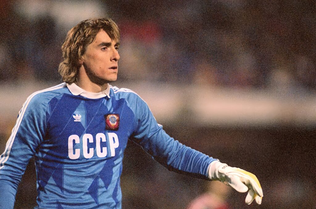 Александр Уваров