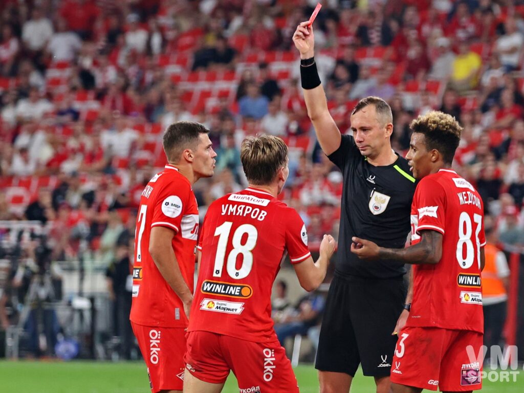 ФК Спартак. Главный судья: Иван Абросимов