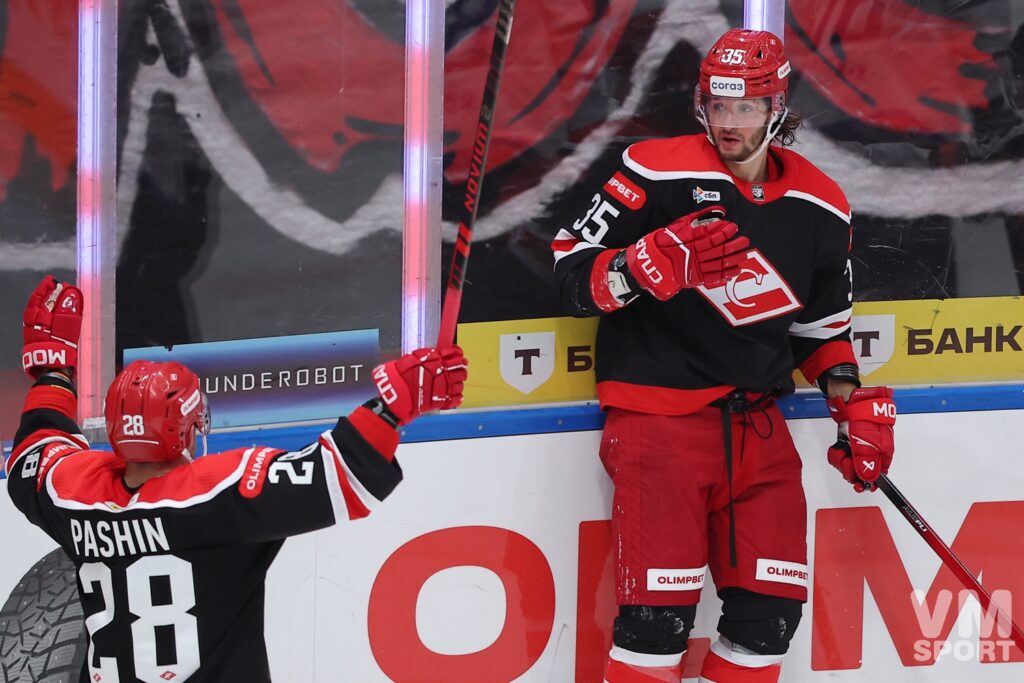 Александр Пашин и Никита Коростелёв. ХК Спартак