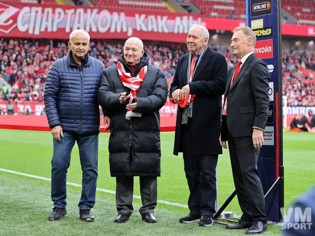 Александр Мирзоян, Никита Симонян, Олег Романцев и Сергей Некрасов. ФК Спартак