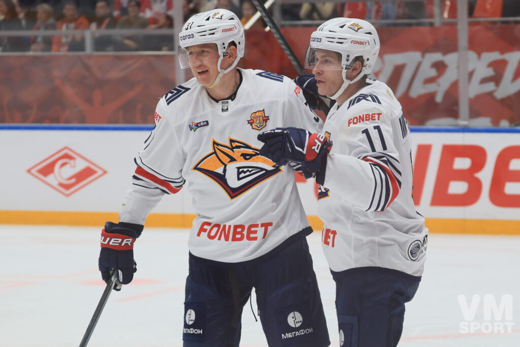 Александр Петунин и Никита Михайлис. ХК Металлург