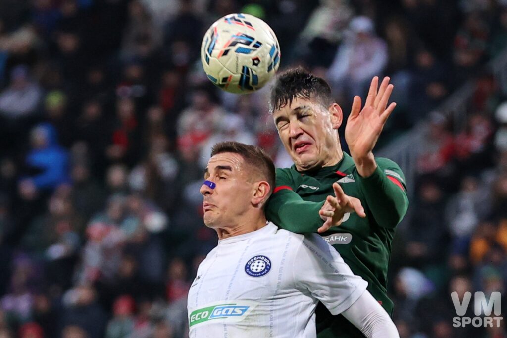 ФК Локомотив-ФК Оренбург