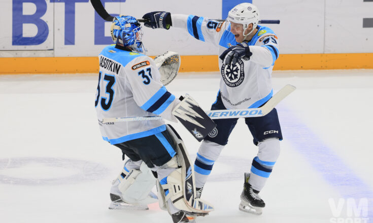 "Сибирь" прервала серию поражений, взяв верх над московским "Динамо" ХК Сибирь