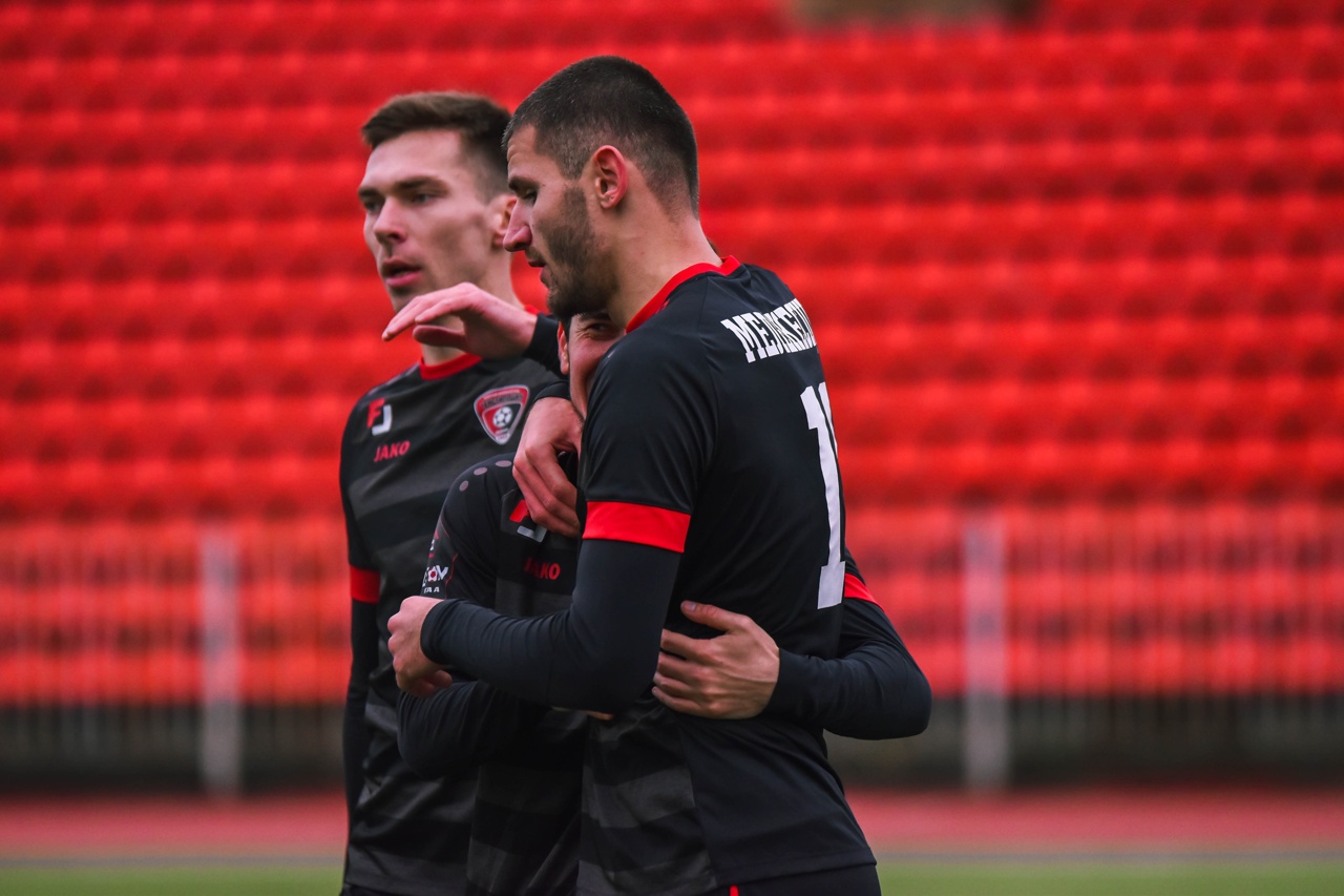 Вторая лига «А»: Дмитрий Кириченко и «Текстильщик» рвутся в Первую лигу ФК "Текстильщик" Иваново