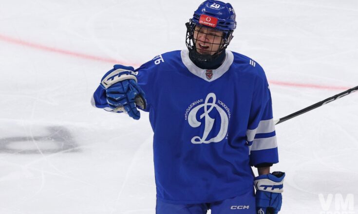 МХЛ: Московское «Динамо» обыграло «Алмаз» в Женский день и держит уверенный курс на второе место на Западе Михаил Меликов. МХК Динамо