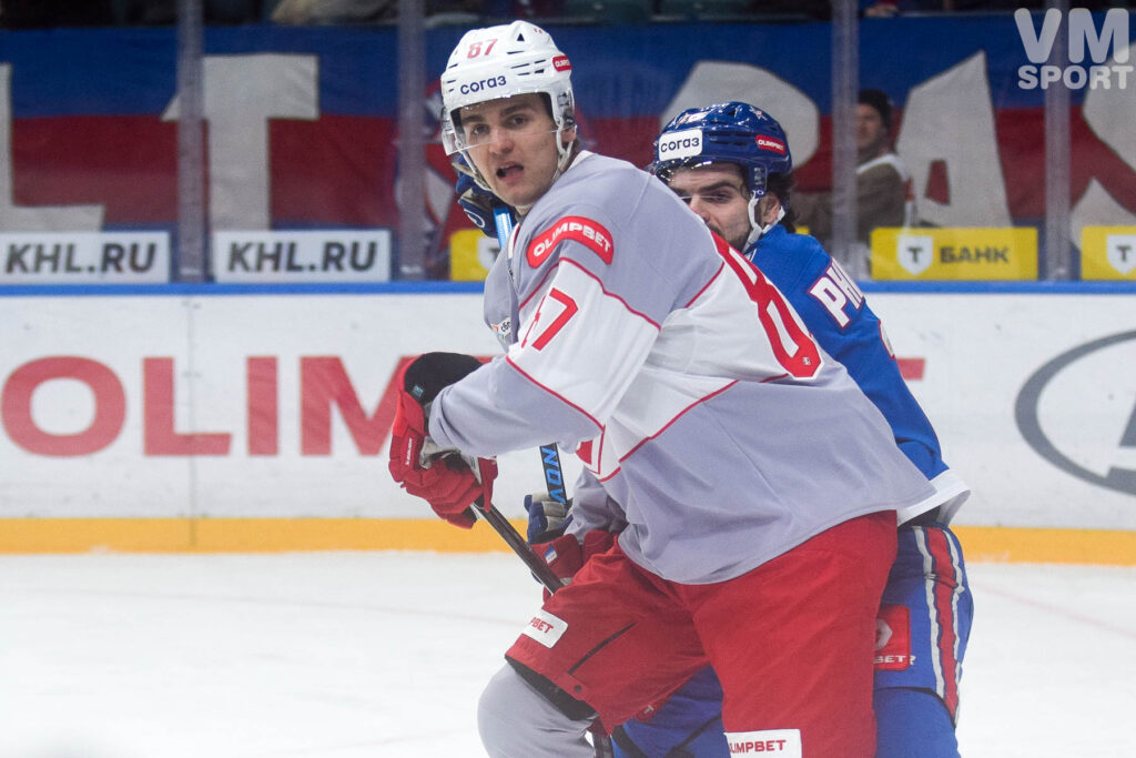 Даниил Гутик. ХК Спартак