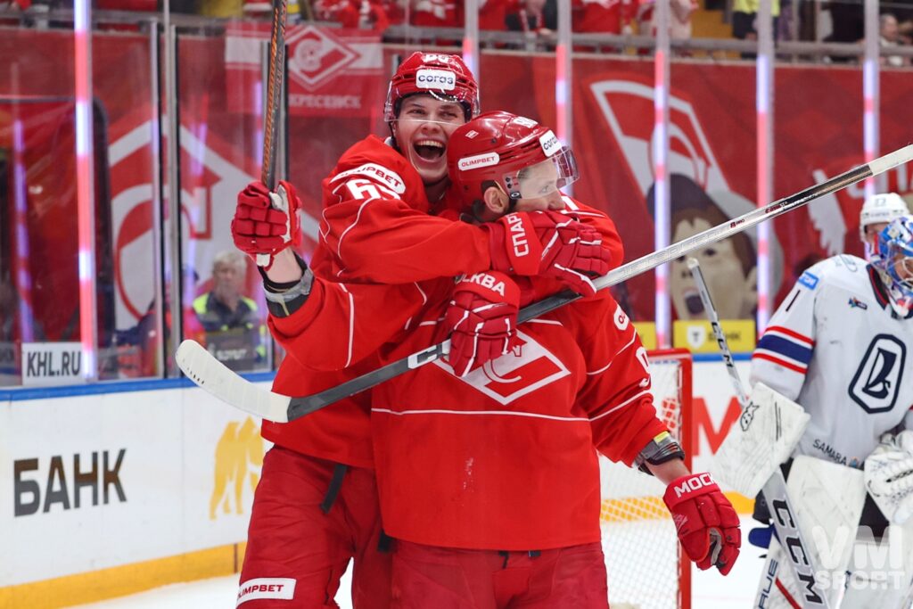 Демид Мансуров и Александр Беляев. ХК Спартак