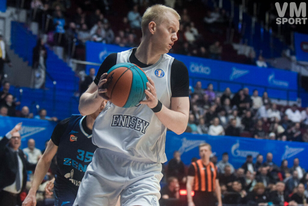 Даниил Касаткин. БК Енисей