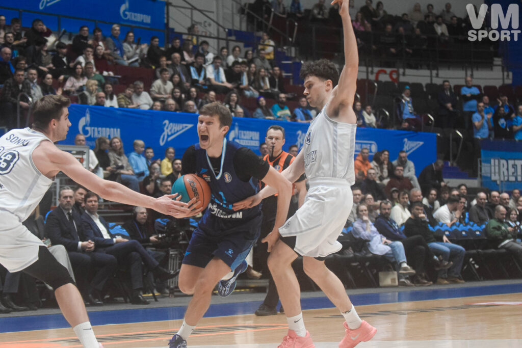 БК Зенит-БК Енисей