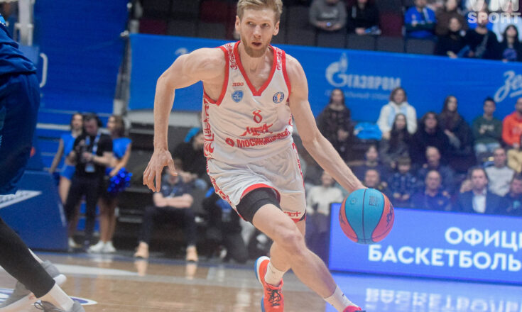 Мощный старт позволил "Зениту" одолеть дома МБА-МАИ Вячеслав Зайцев. ПБК МБА-МАИ