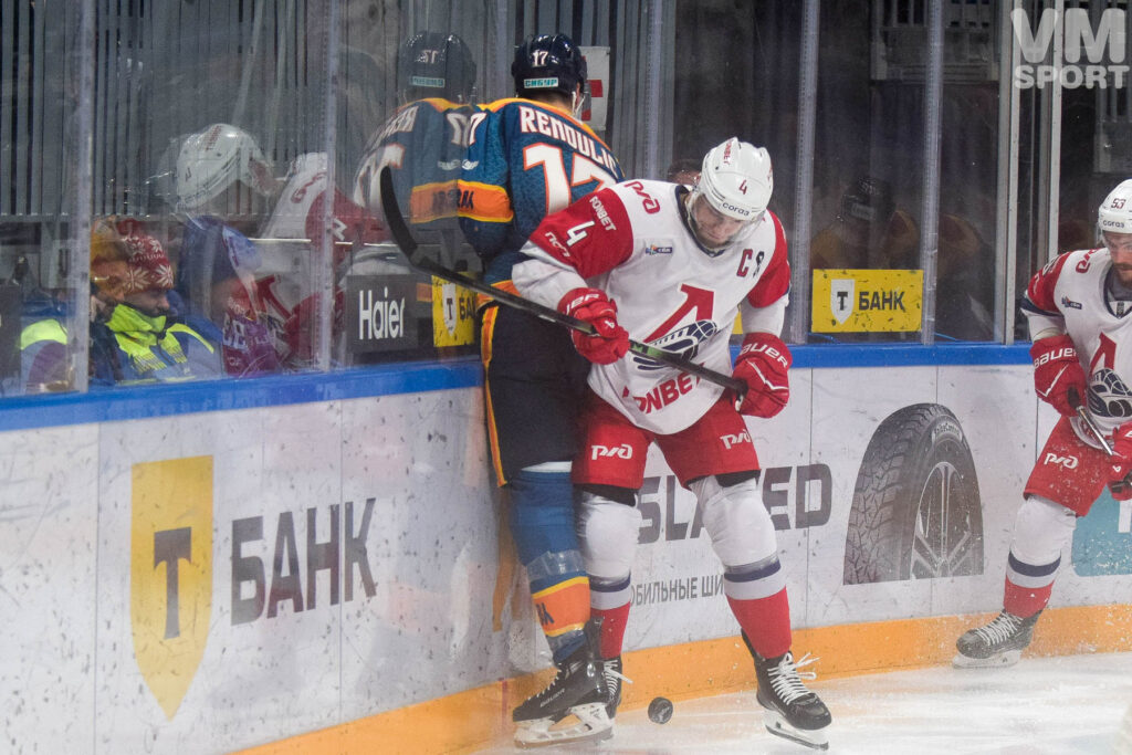 ХК Шанхай Дрэгонс-ХК Локомотив