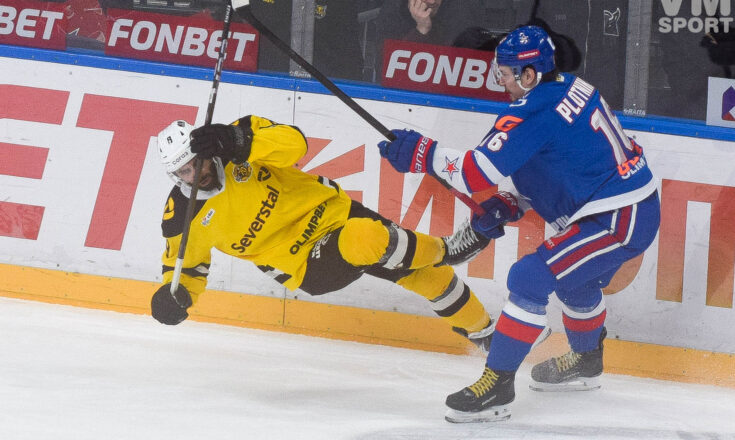 СКА прервал свою победную серию, уступив по буллитам "Северстали" ХК СКА-ХК Северсталь