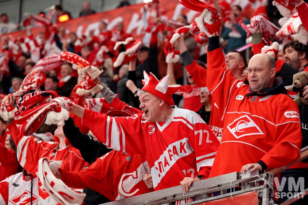 Болельщики. ХК Спартак