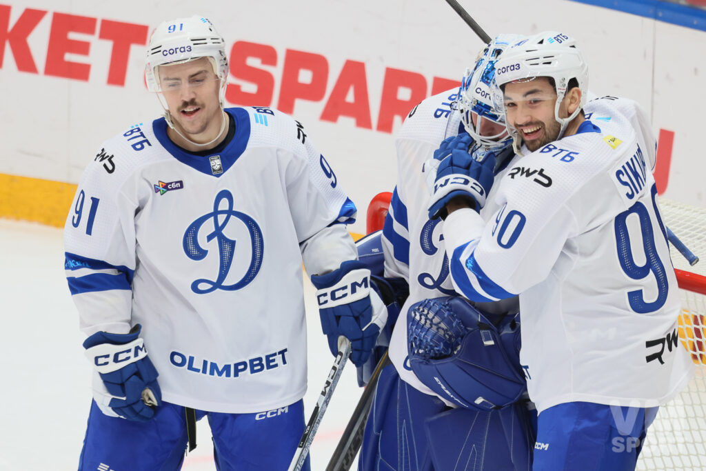 Джордан Уил, Владислав Подъяпольский и Дилан Сикьюра. ХК Динамо