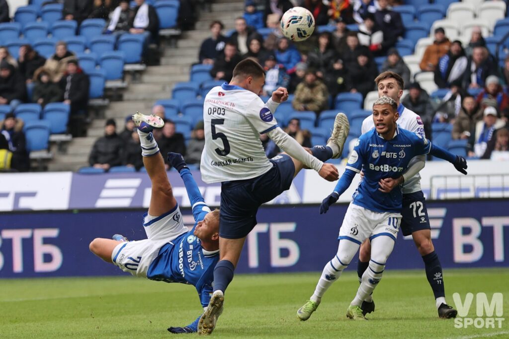 ФК Динамо-ПФК Крылья Советов