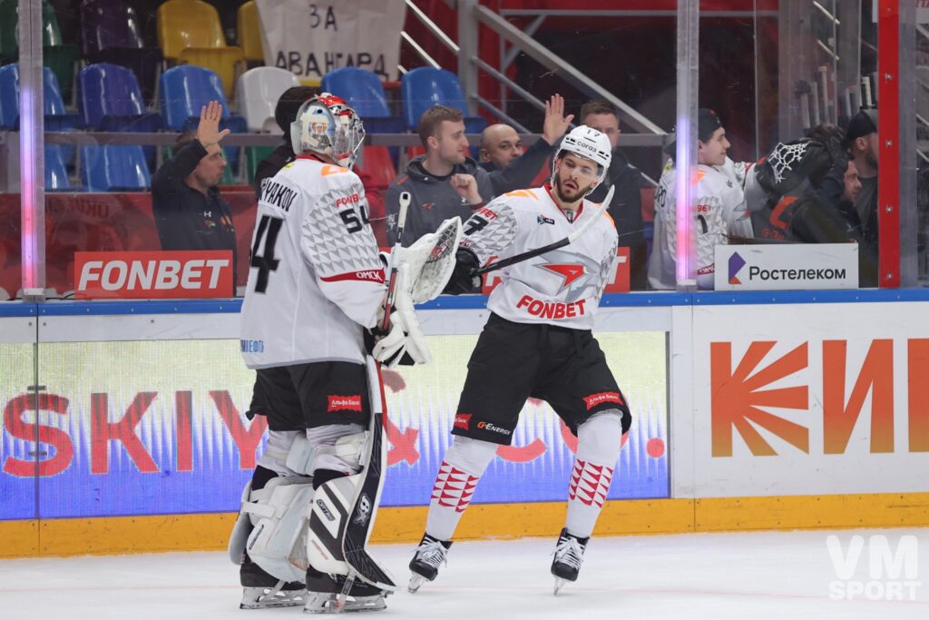 ХК Авангард