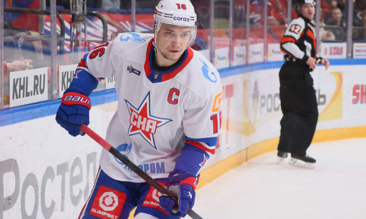 Сергей Плотников в тысячной игре в КХЛ принёс победу СКА над «Динамо» в Москве Сергей Плотников. ХК СКА