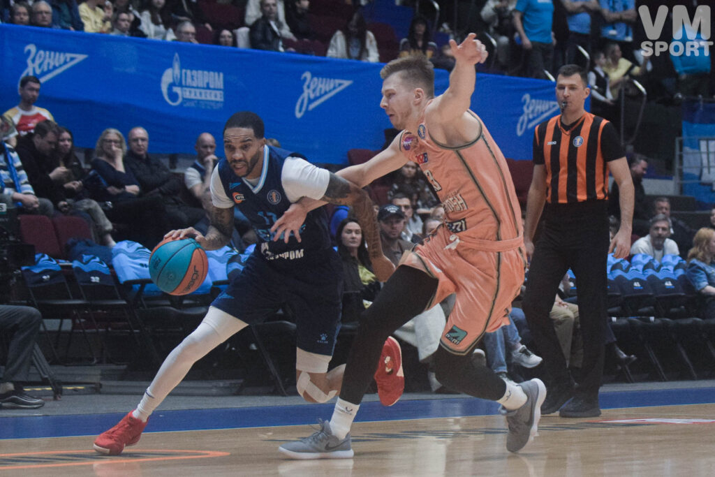 БК Зенит-БК Уралмаш