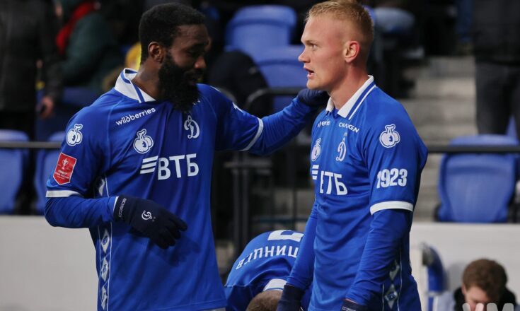 «Динамо» забило в Петровском парке по голу в каждом тайме и превзошло «Сочи». Николя Муми Нгамалё и Константин Тюкавин. ФК Динамо