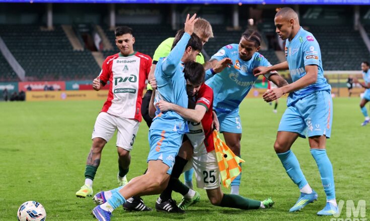 "Локомотив" и "Зенит" возвели в культ борьбу ФК Локомотив-ФК Зенит