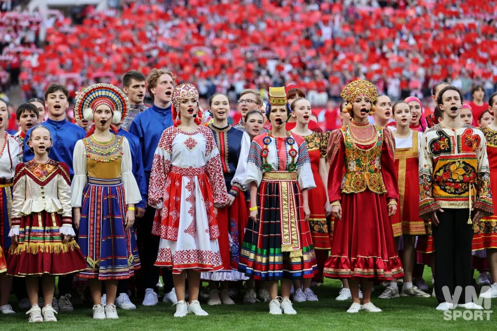 Футбол. Лужники